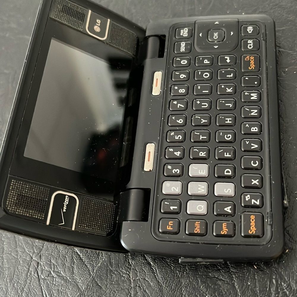 Verizon phone, old LG with pop-up keyboard